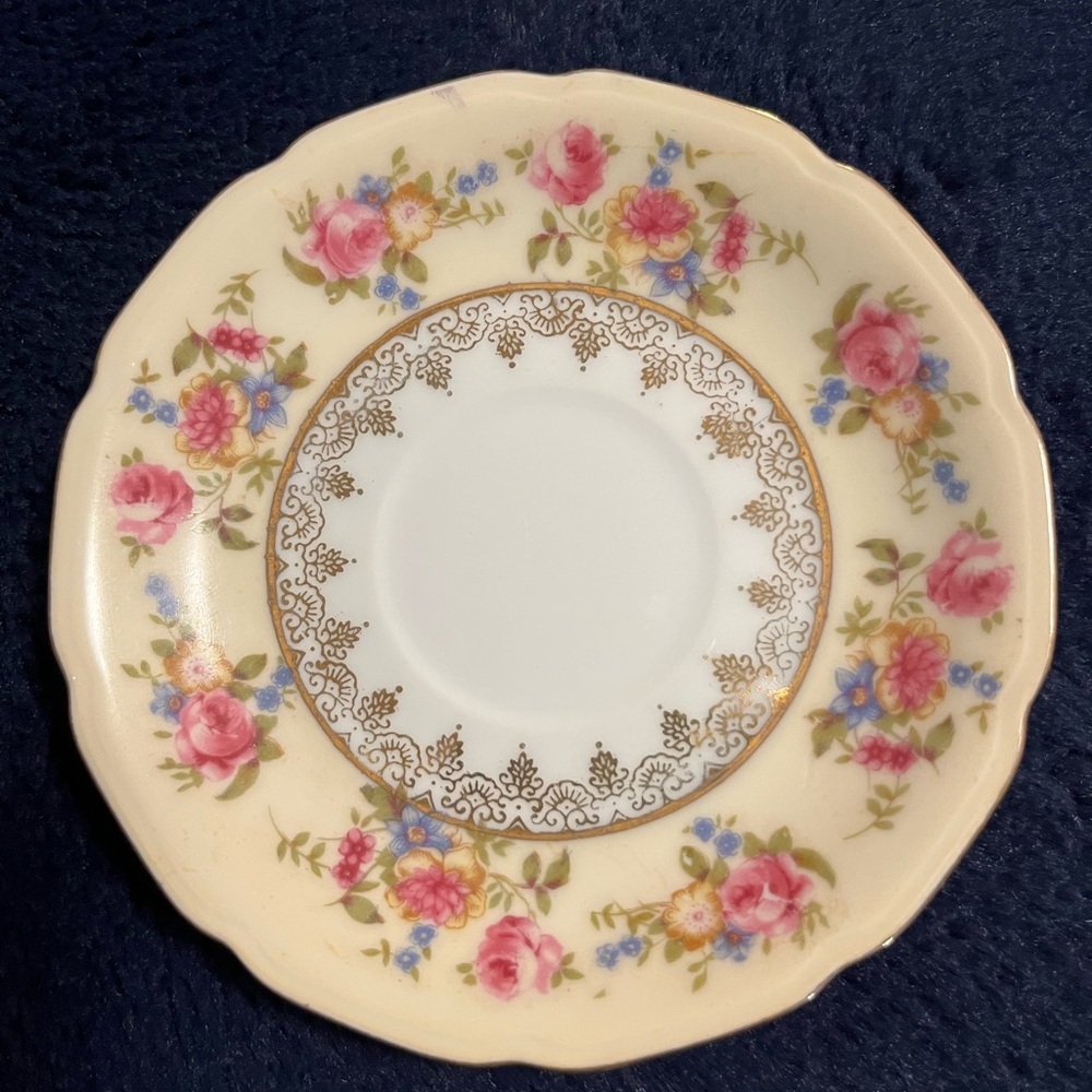Vintage Elegant Floral Dinnerware Saucer. From the occupied Japan era.